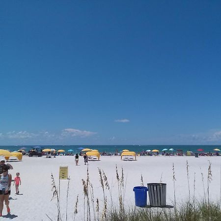 Beach Vacation Get-Away Apartamento St. Pete Beach Exterior foto